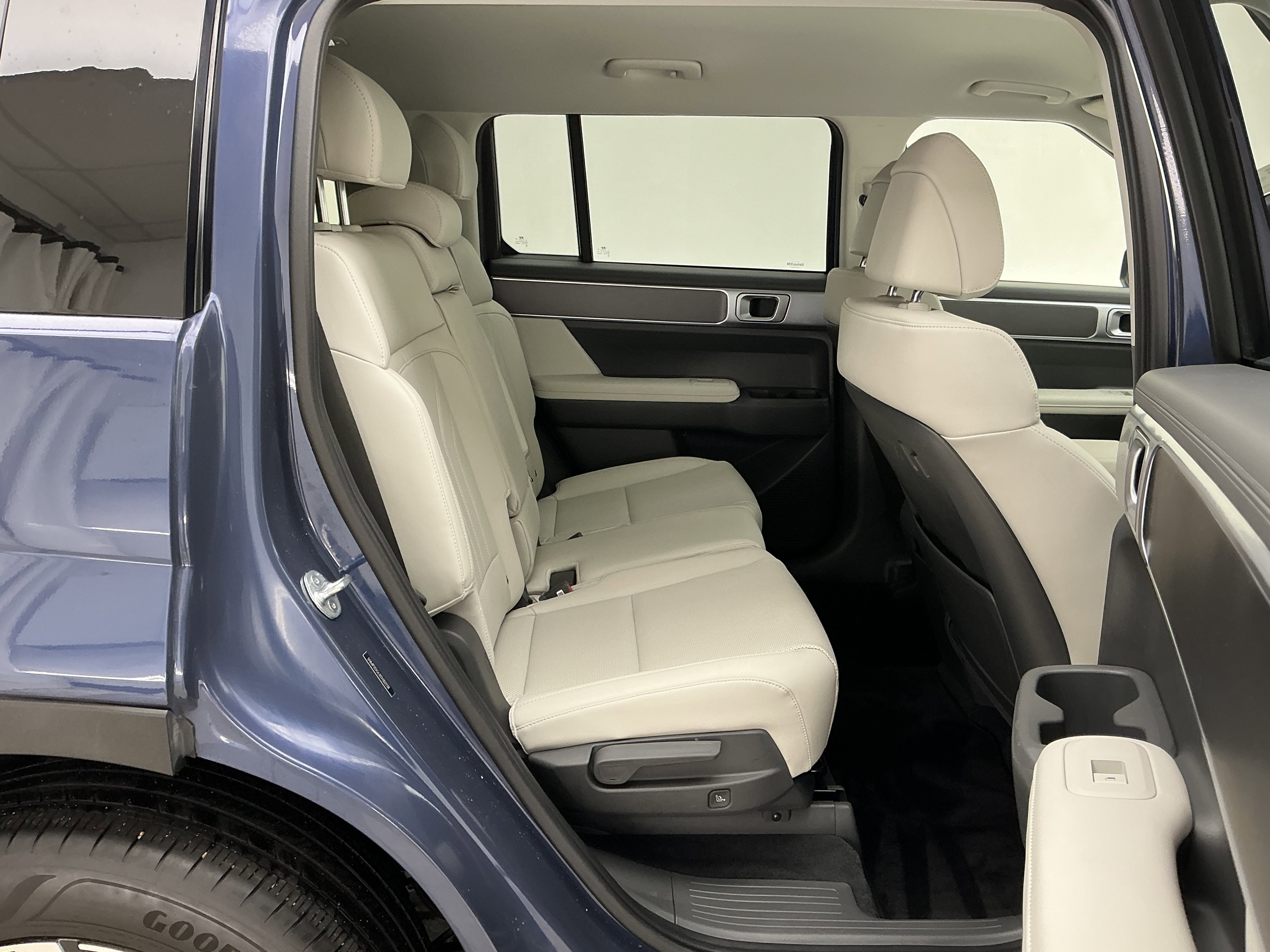 2025 Hyundai Santa Fe SEL - Photo 23