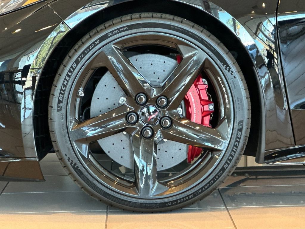 2025 Chevrolet Corvette 2LZ - Photo 21