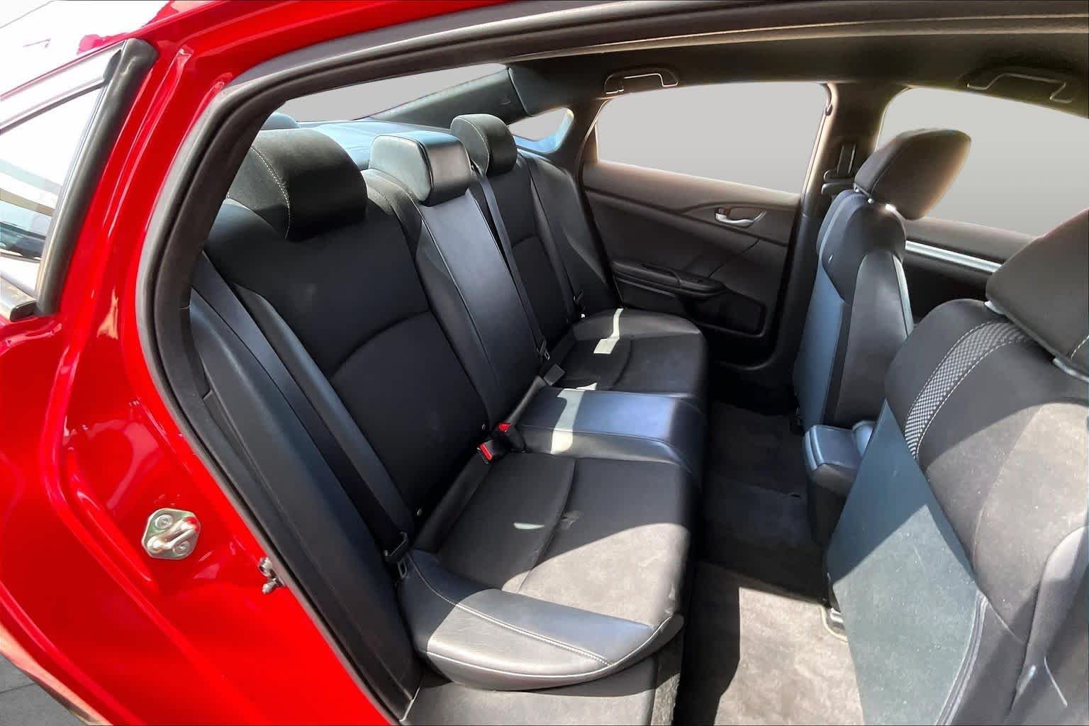 Used 2019 Rallye Red Honda Sport image 20