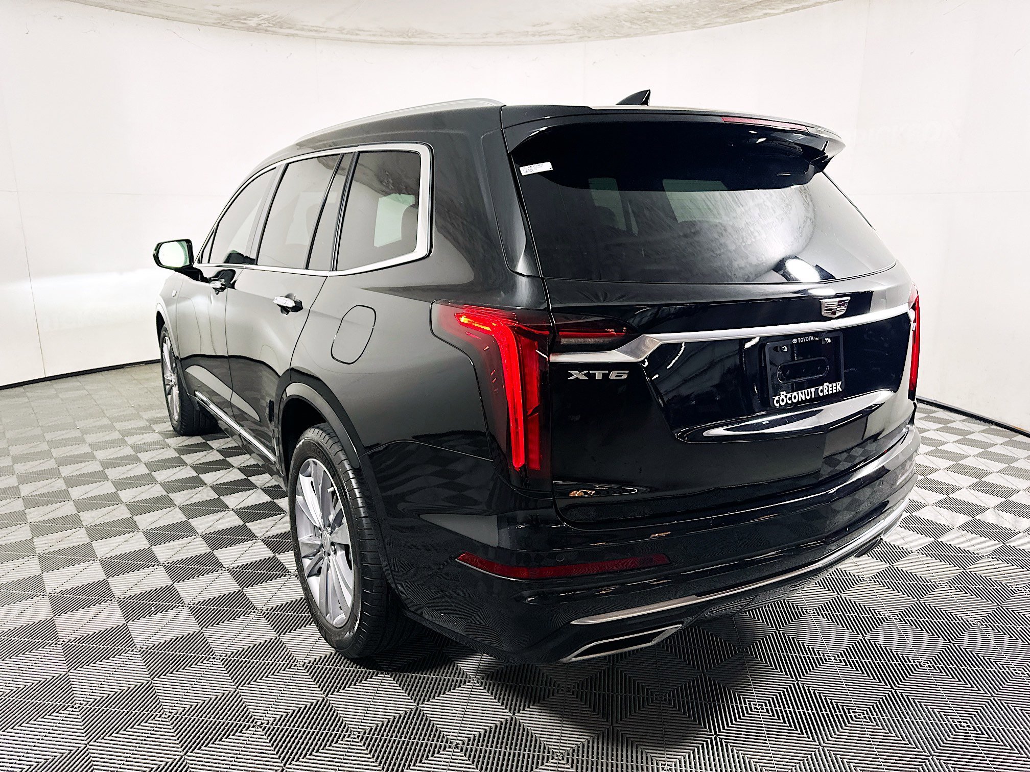 2024 Cadillac XT6 thumbnail 7