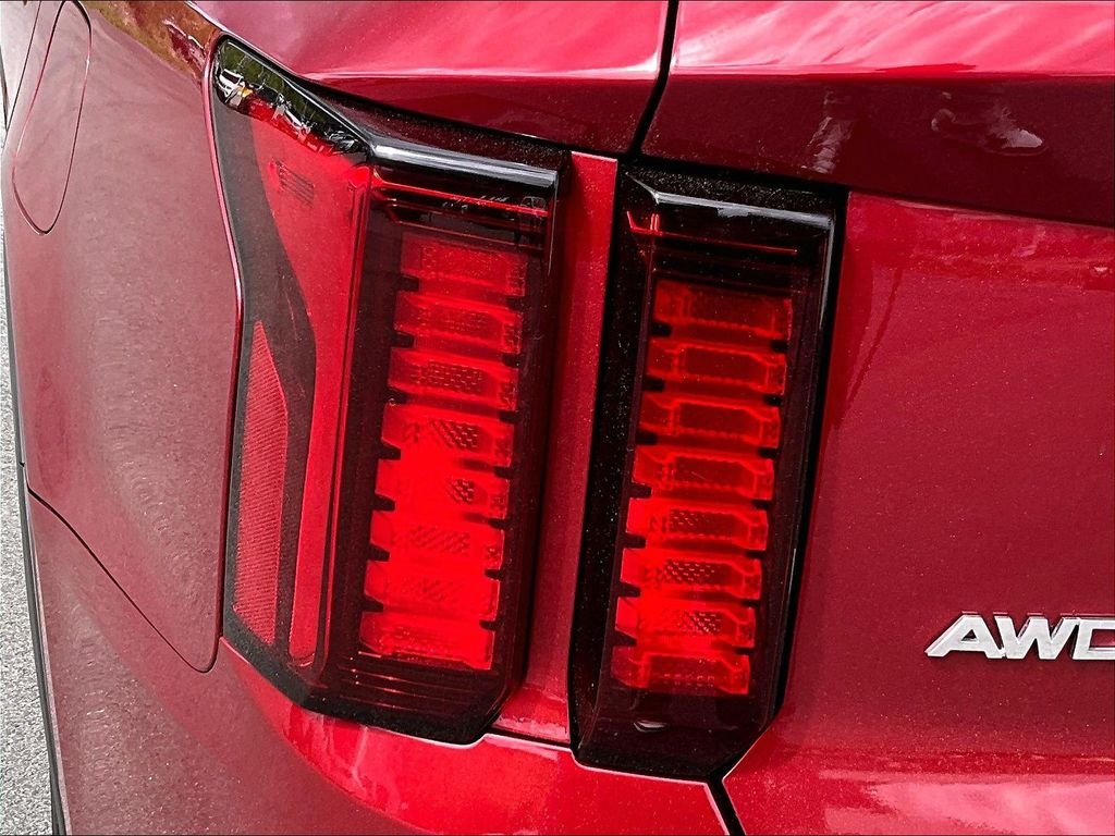 Used 2021 Passion Red Tintcoat Kia S image 32