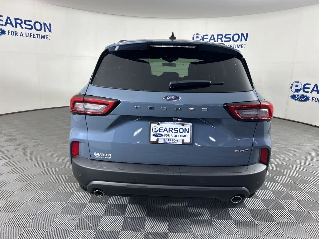 2026 Ford Escape ST-Line - Photo 5