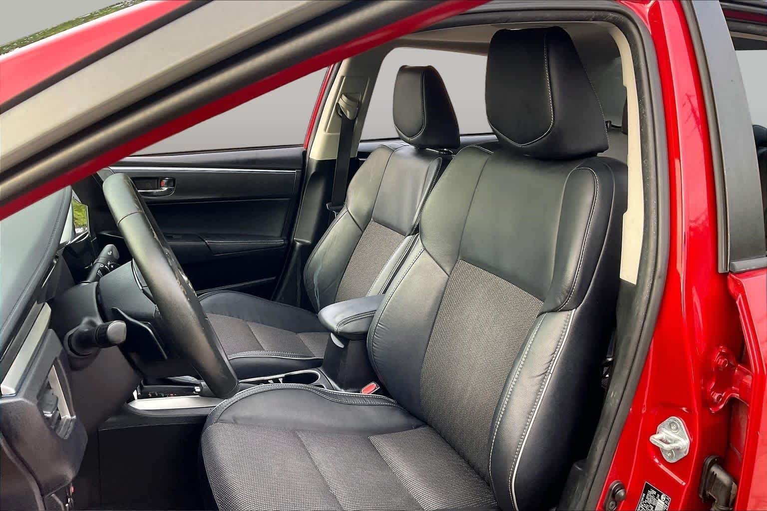 Used 2015 Barcelona Red Metallic Toyota S Plus image 8