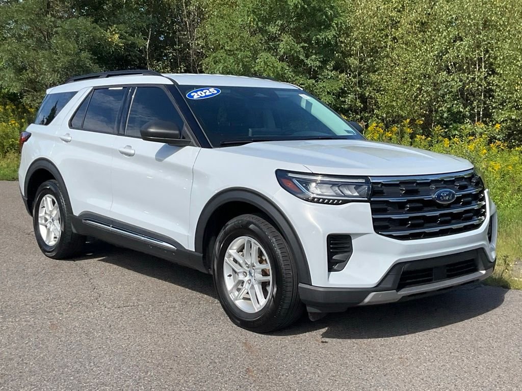 2025 Ford Explorer
