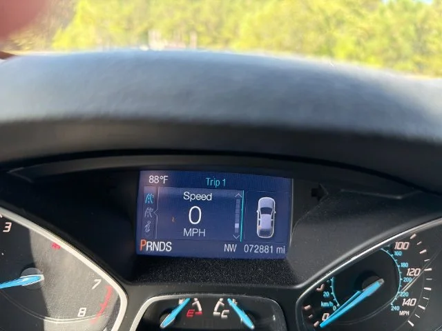 Used 2015  Ford SE image 17