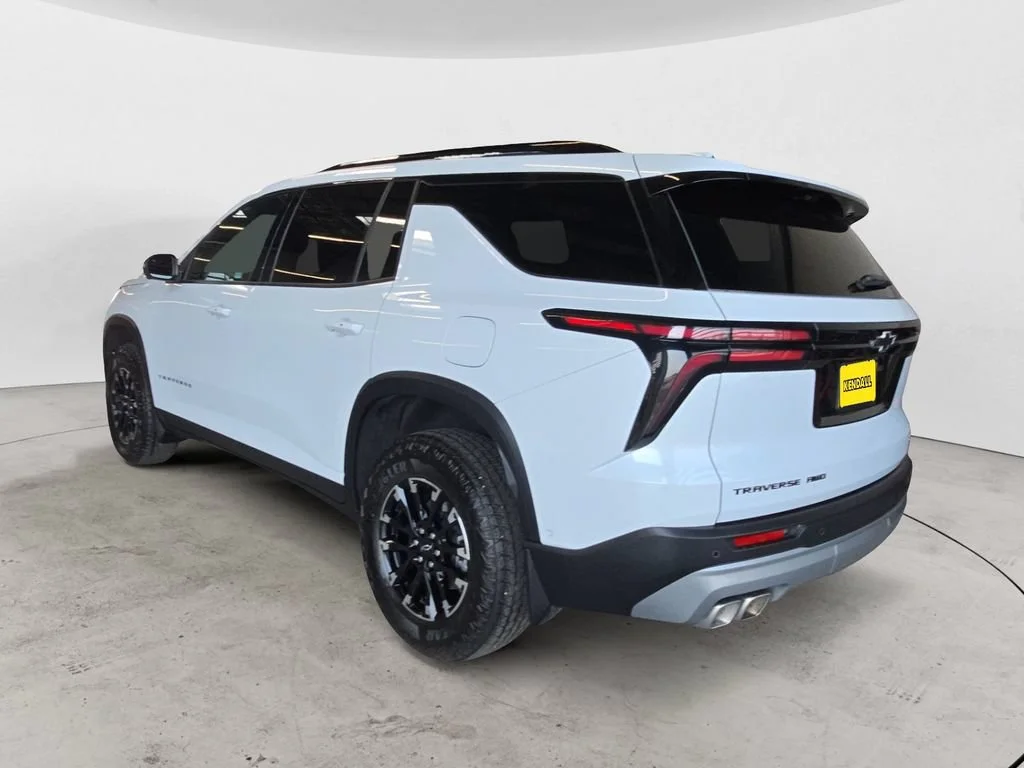 Used 2026 Polar White Tricoat Chevrolet Z71 image 7