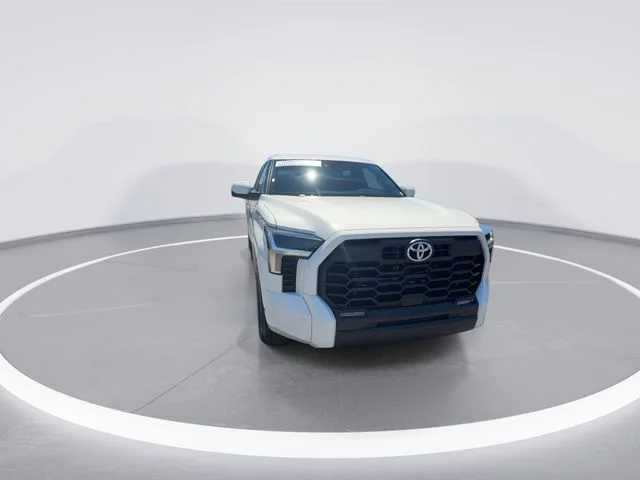 Used 2024 White Toyota SR5 image 3
