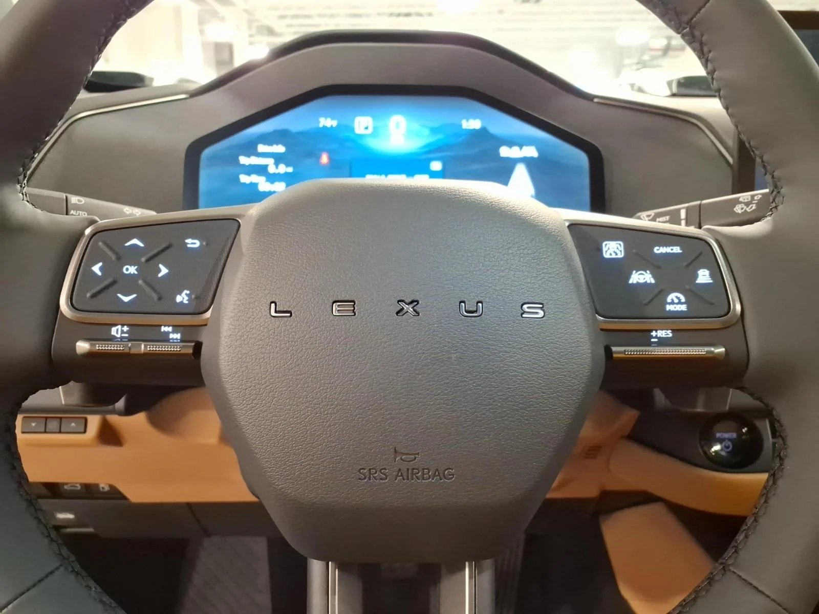 New 2026 Ultra White 083 Lexus Premium image 6