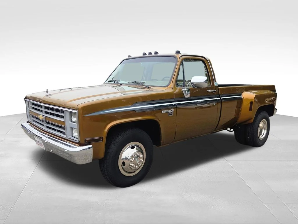 Used 1986 Brown Chevrolet  image 3