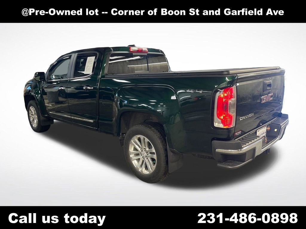 Used 2016 EMERALD GREEN METALLIC GMC 4WD SLT image 3