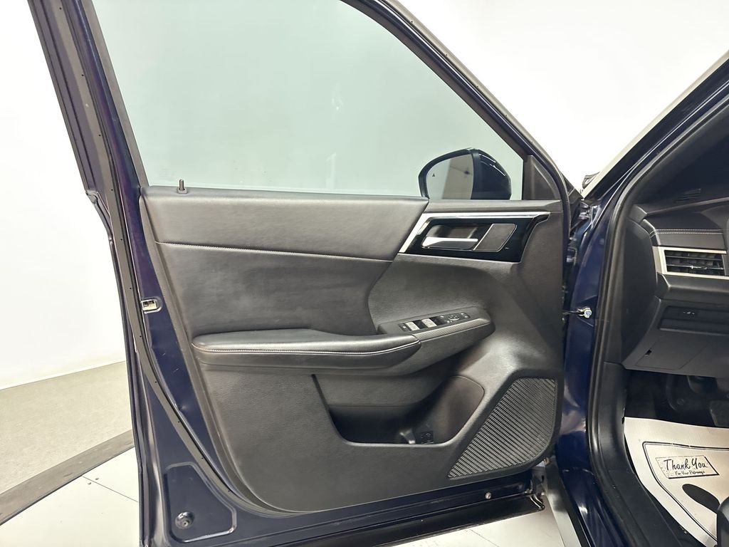 Used 2022 Cosmic Blue Metallic Mitsubishi  image 14