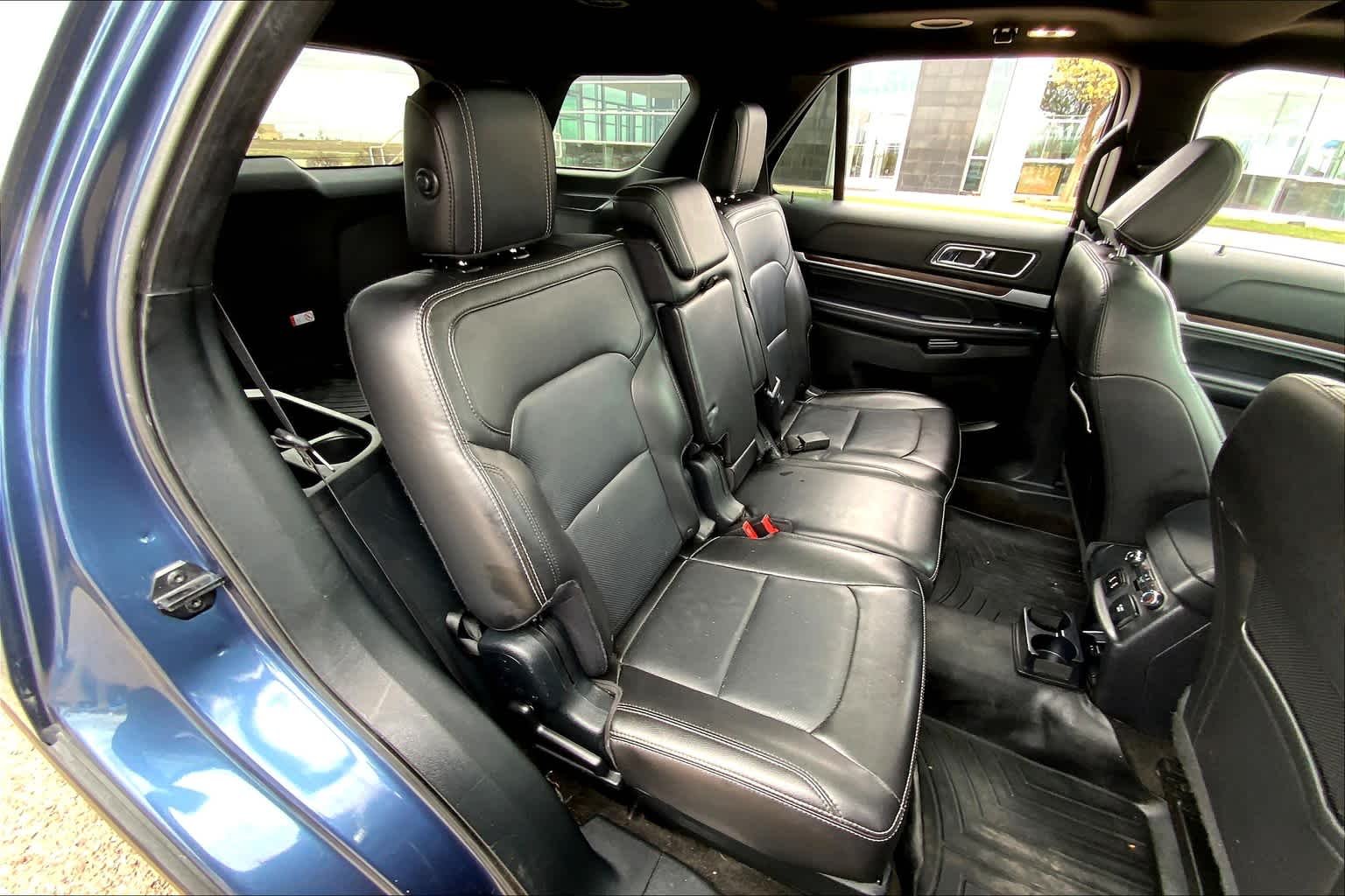 Used 2018 Blue Metallic Ford Limited image 20