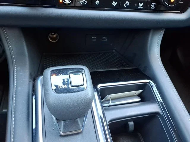 2023 Nissan Pathfinder SV - Photo 22