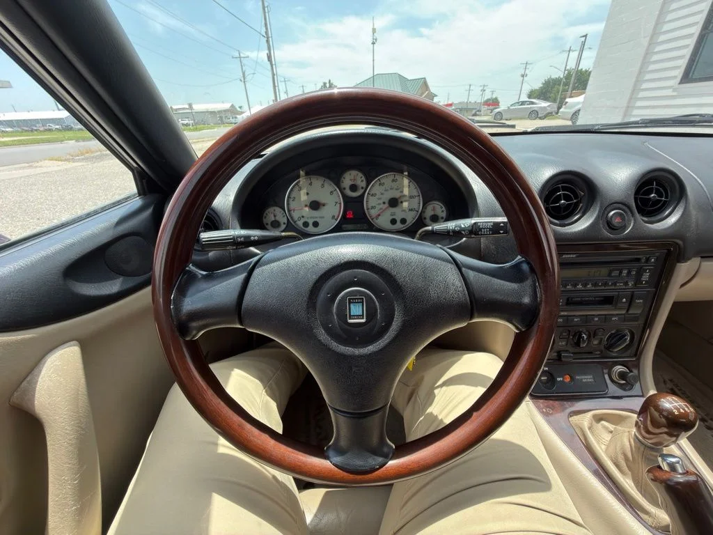 Used 2000 Red Mazda LS image 10