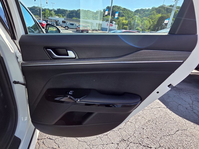Used 2026 White Kia EX image 14