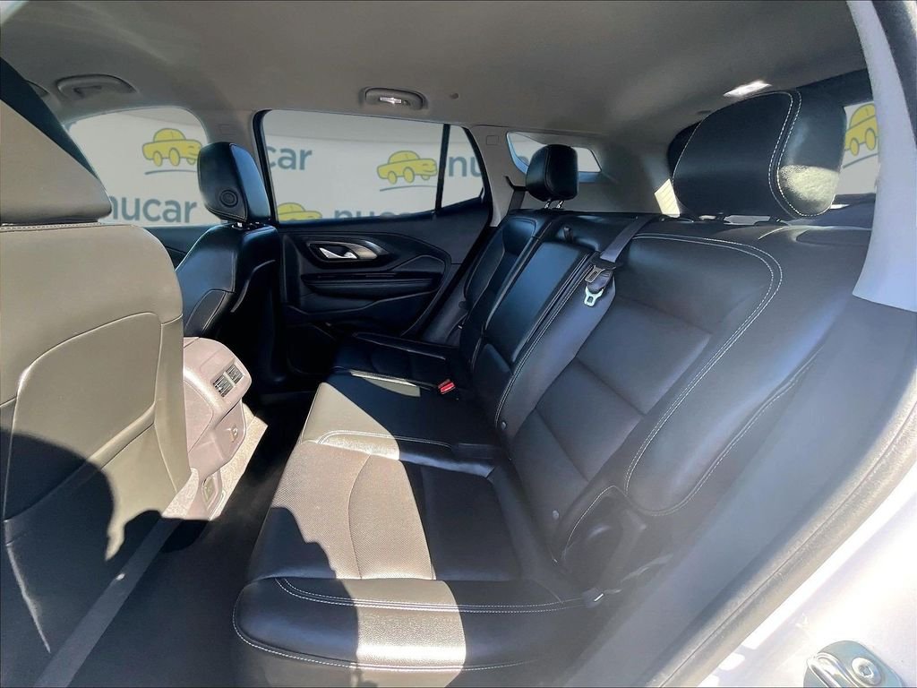 Used 2024 White GMC SLT image 14