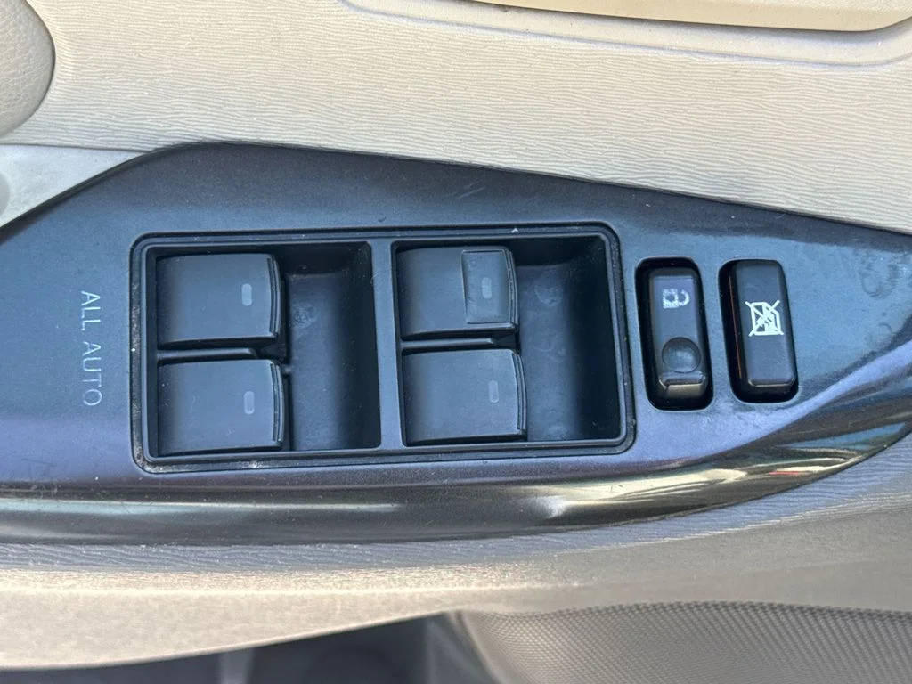 Used 2011 Silver Sky Metallic Toyota LE image 14