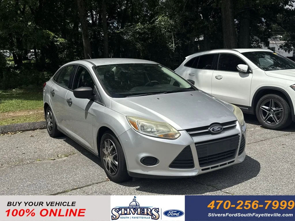 Used 2013 Silver Ford S image 1