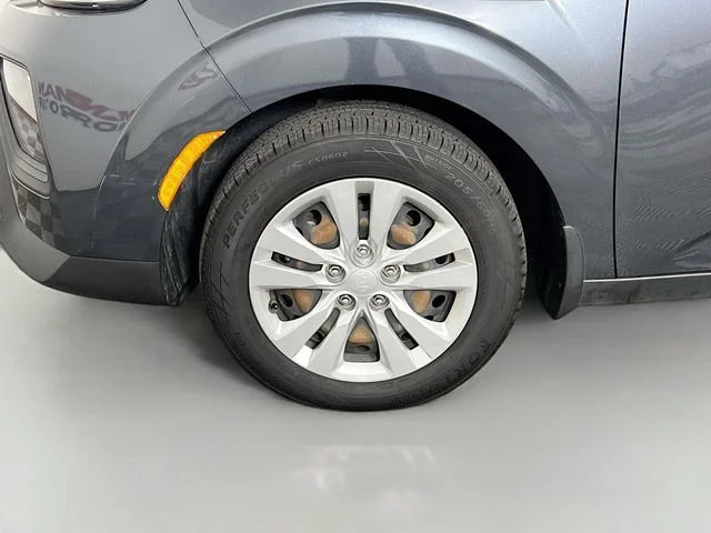 Used 2020 Gray Kia LX image 24