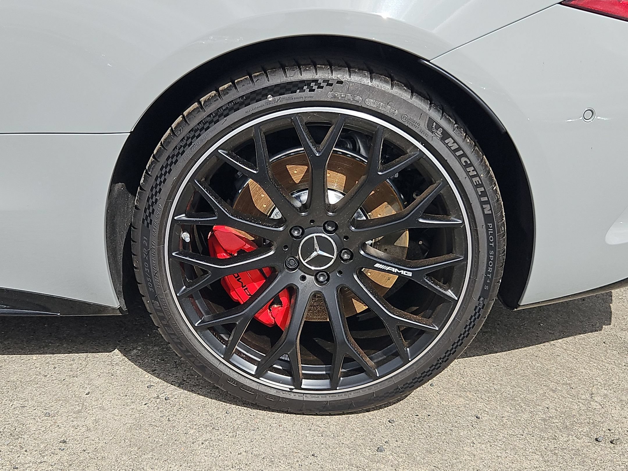 New 2025 MANUFAKTUR Alpine Grey Mercedes-Benz AMG® SL 55 Roadster image 53