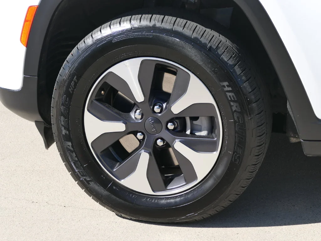 Used 2024 Bright White Clearcoat Jeep 4xe image 8