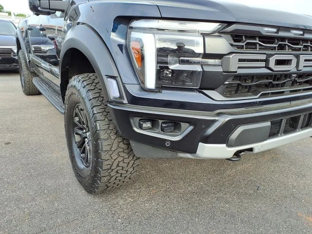 Used 2025 Blue Metallic Ford Raptor image 27