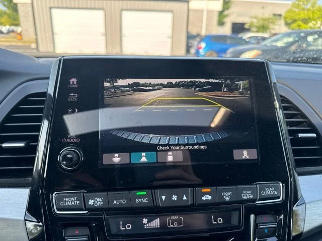 Used 2020  Honda EX-L image 13