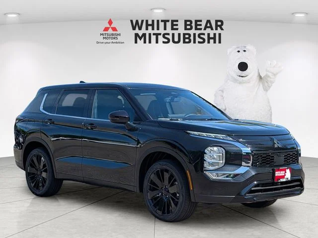 2026 Mitsubishi Outlander LE S-AWC's photo