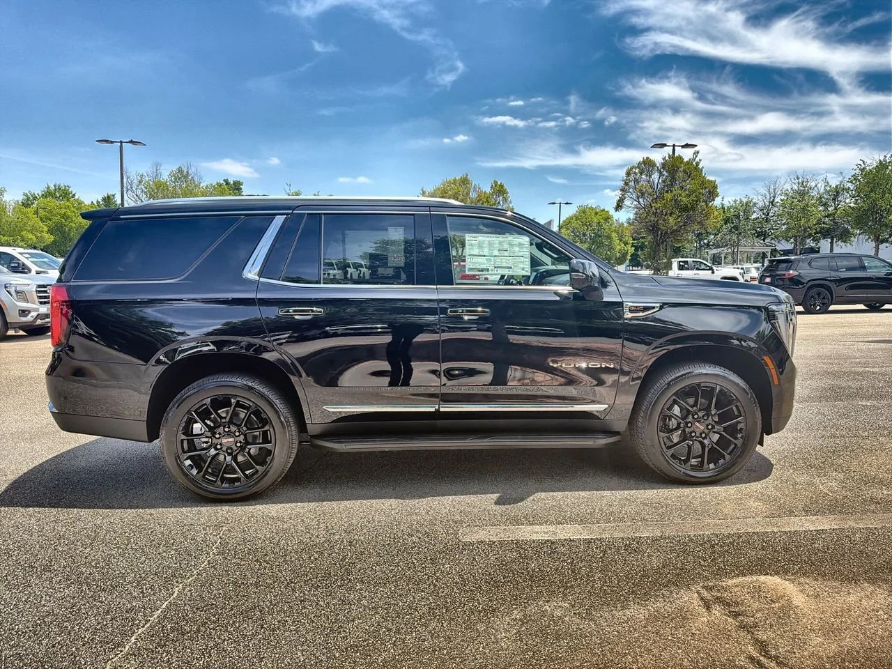 New 2026 Onyx Black GMC Elevation image 9