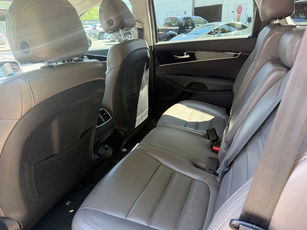 Used 2019 Titanium Silver Kia LX image 16