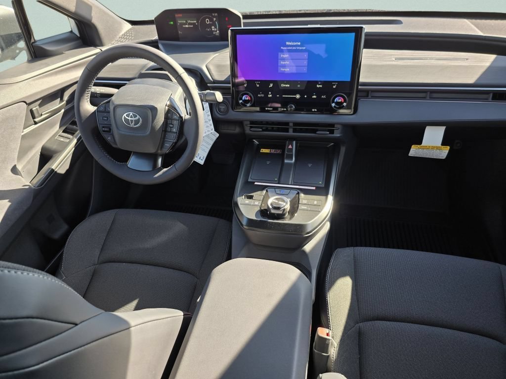 New 2026 Wind Chill Pearl Toyota SE image 31