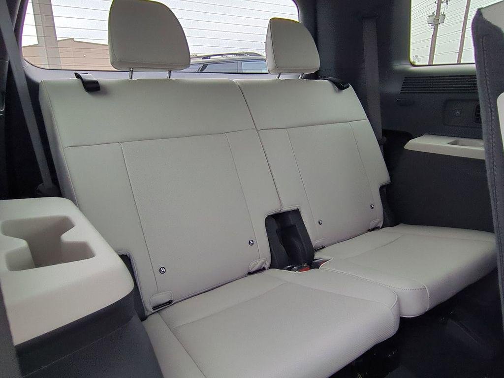 New 2026 White Hyundai SEL image 16