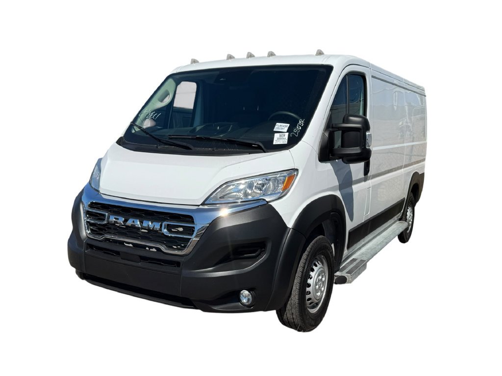 Used 2025 White Ram Base image 3