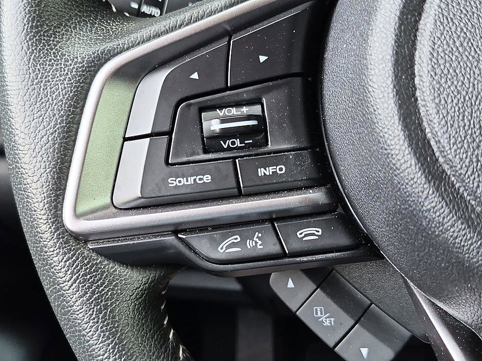 Used 2022 Crystal Black Silica Subaru Touring image 17