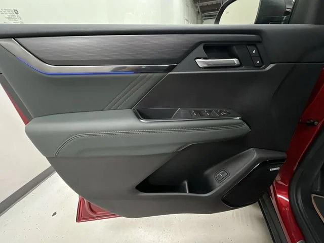 2026 GMC Acadia AT4 - Photo 23