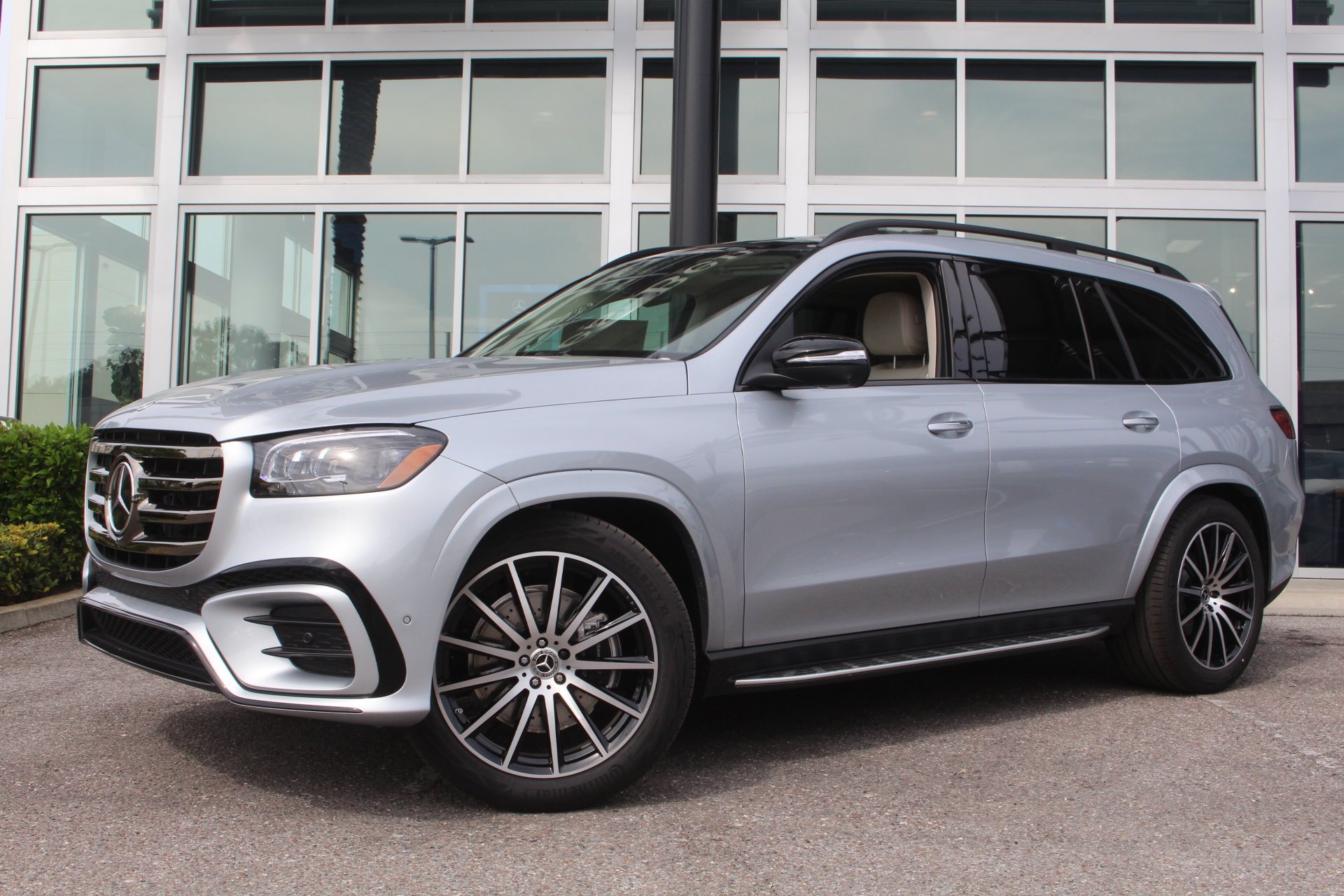 2026 Mercedes-Benz GLS Base - Photo 36