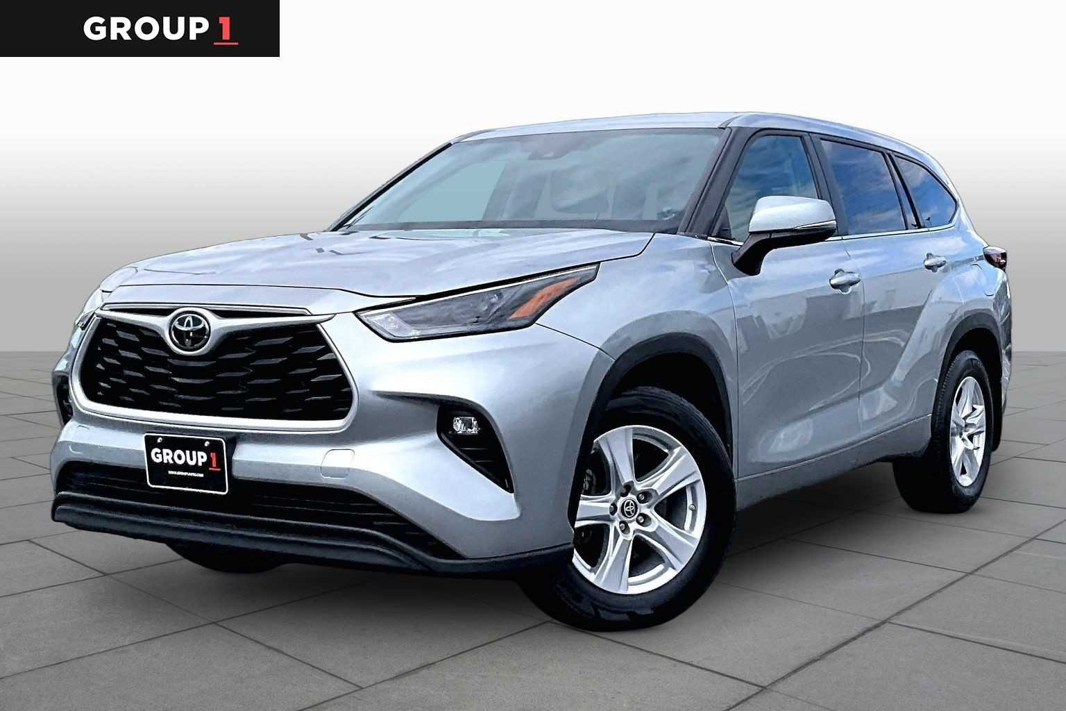 2024 Toyota Highlander LE