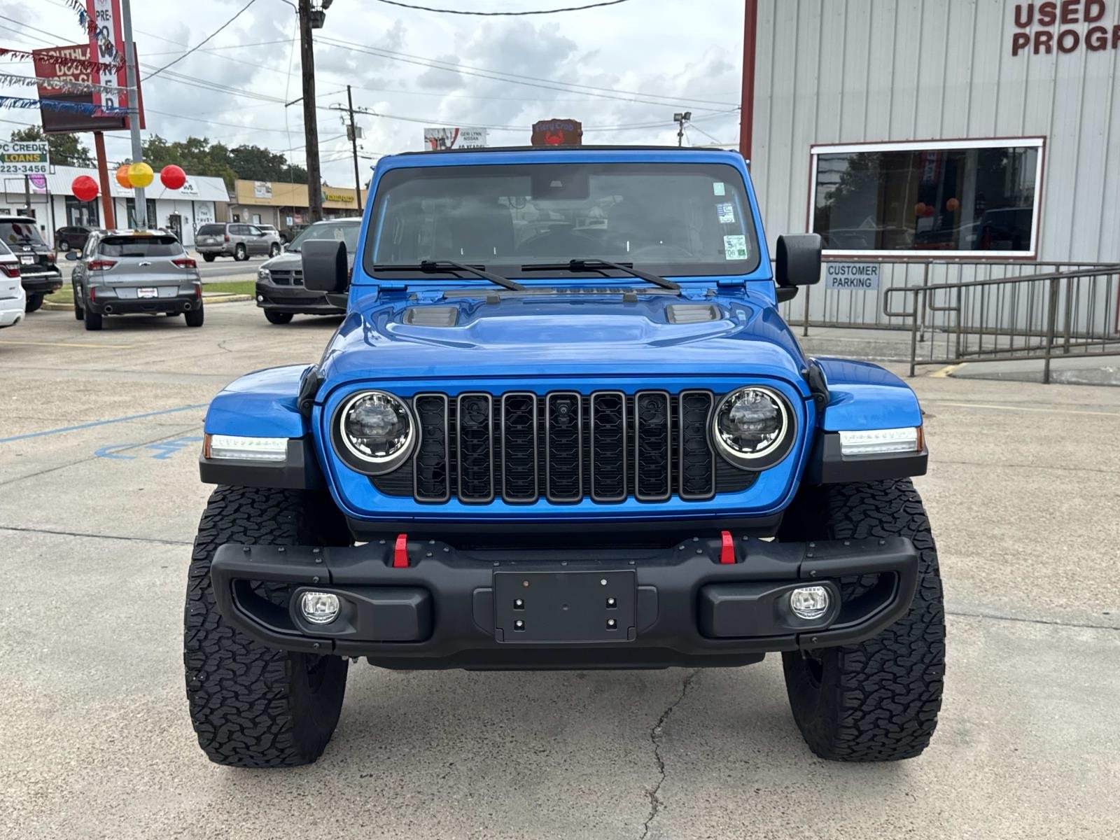 Used 2024 Hydro Blue Pearlcoat Jeep Rubicon X image 2
