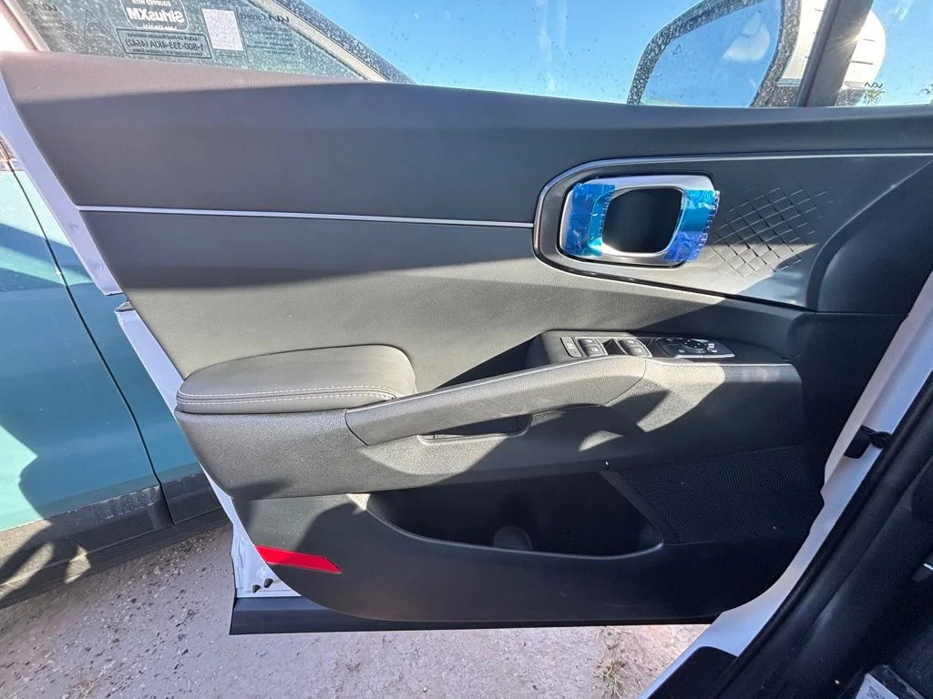 New 2026 White Kia S image 12