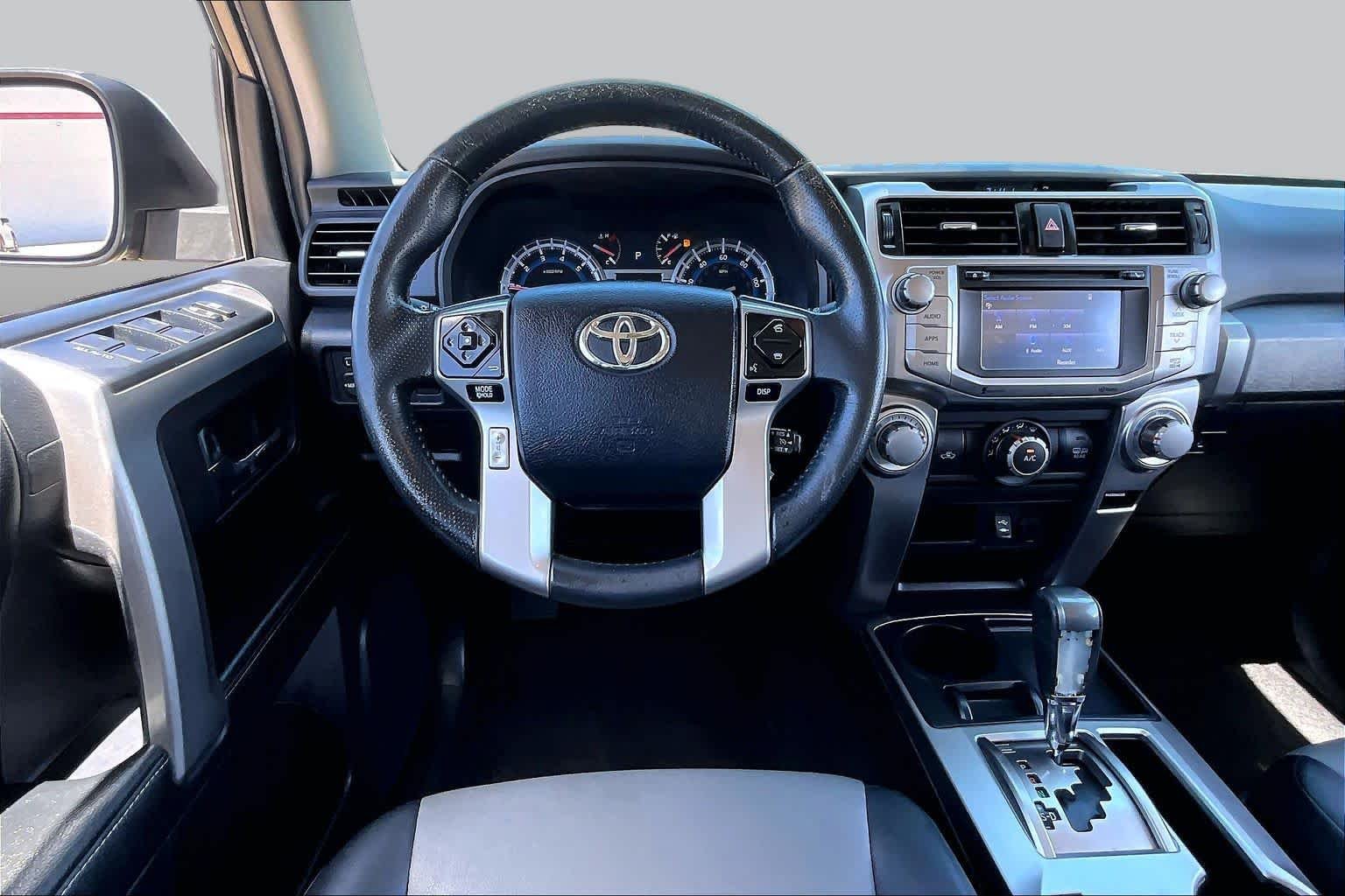Used 2014 Magnetic Gray Metallic Toyota SR5 Premium image 4