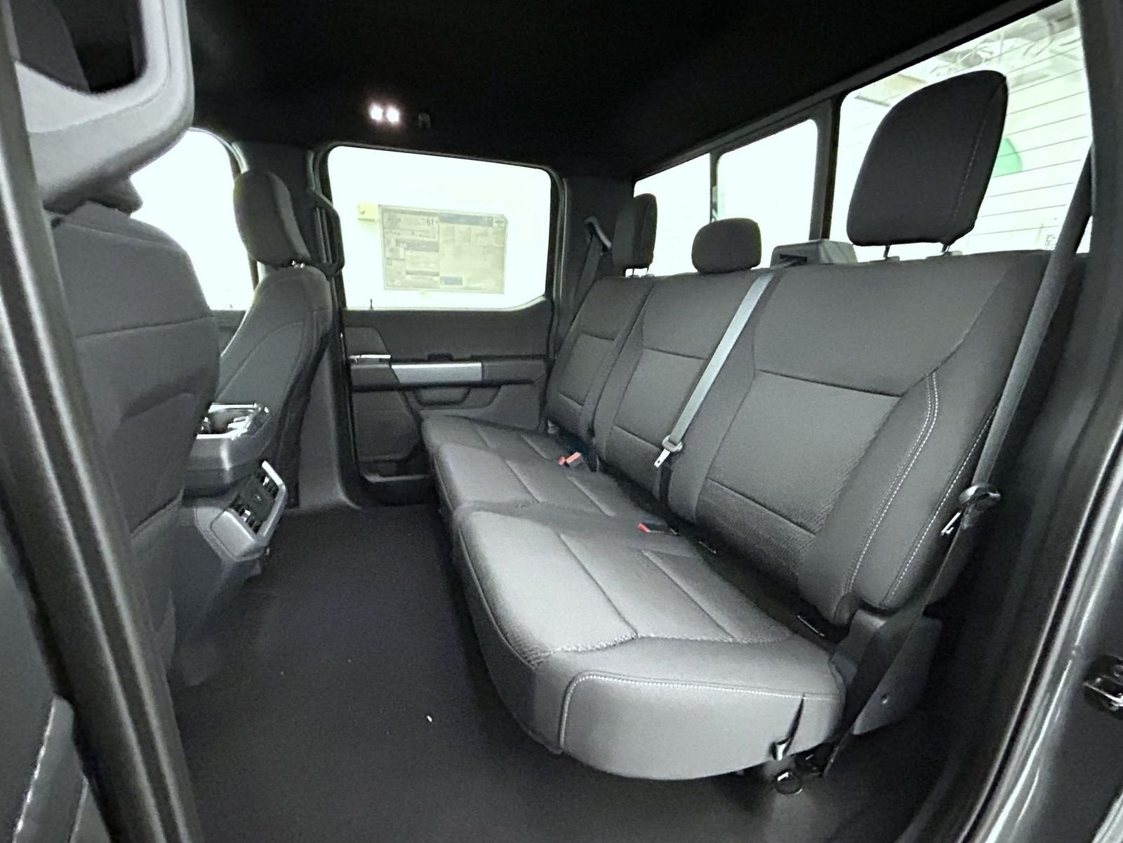 New 2026 Carbonized Gray Metallic Ford XLT image 19
