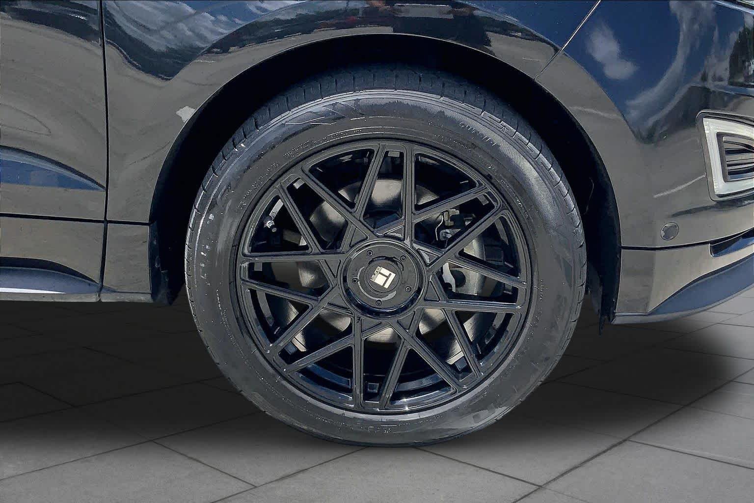 Used 2015 Tuxedo Black Ford Sport image 11
