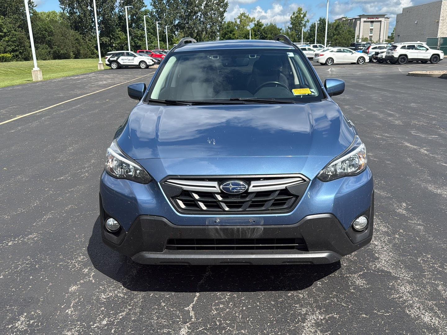 Used 2021 Horizon Blue Pearl Subaru Premium image 12