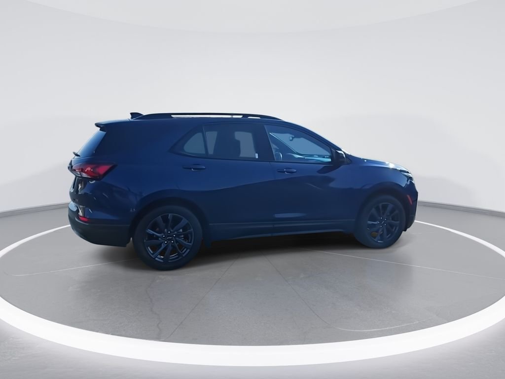 Used 2022 Blue Chevrolet RS image 9