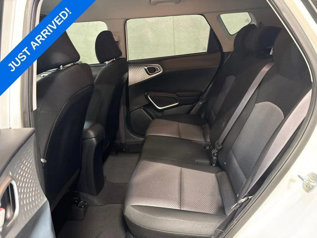 Used 2022 Snow White Pearl Kia LX image 6