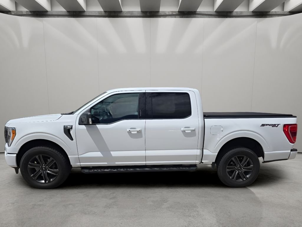 Used 2022 White Ford  image 2