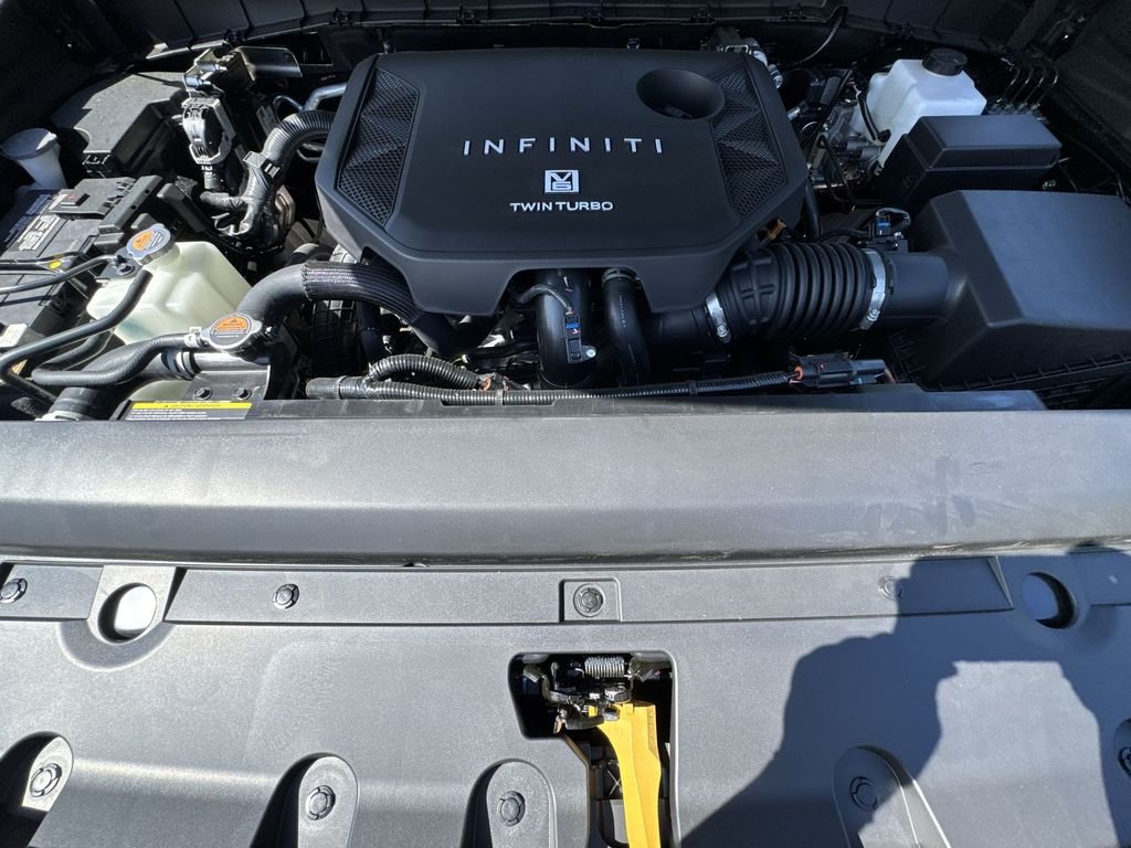 New 2026 BLACK OBSIDIAN INFINITI Luxe 4WD image 18