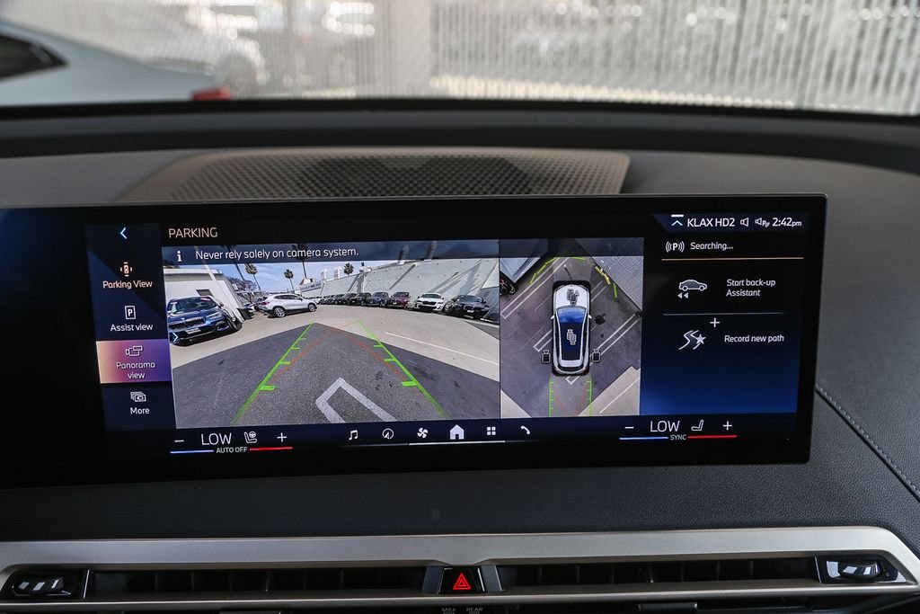 2025 BMW iX 50 - Photo 20
