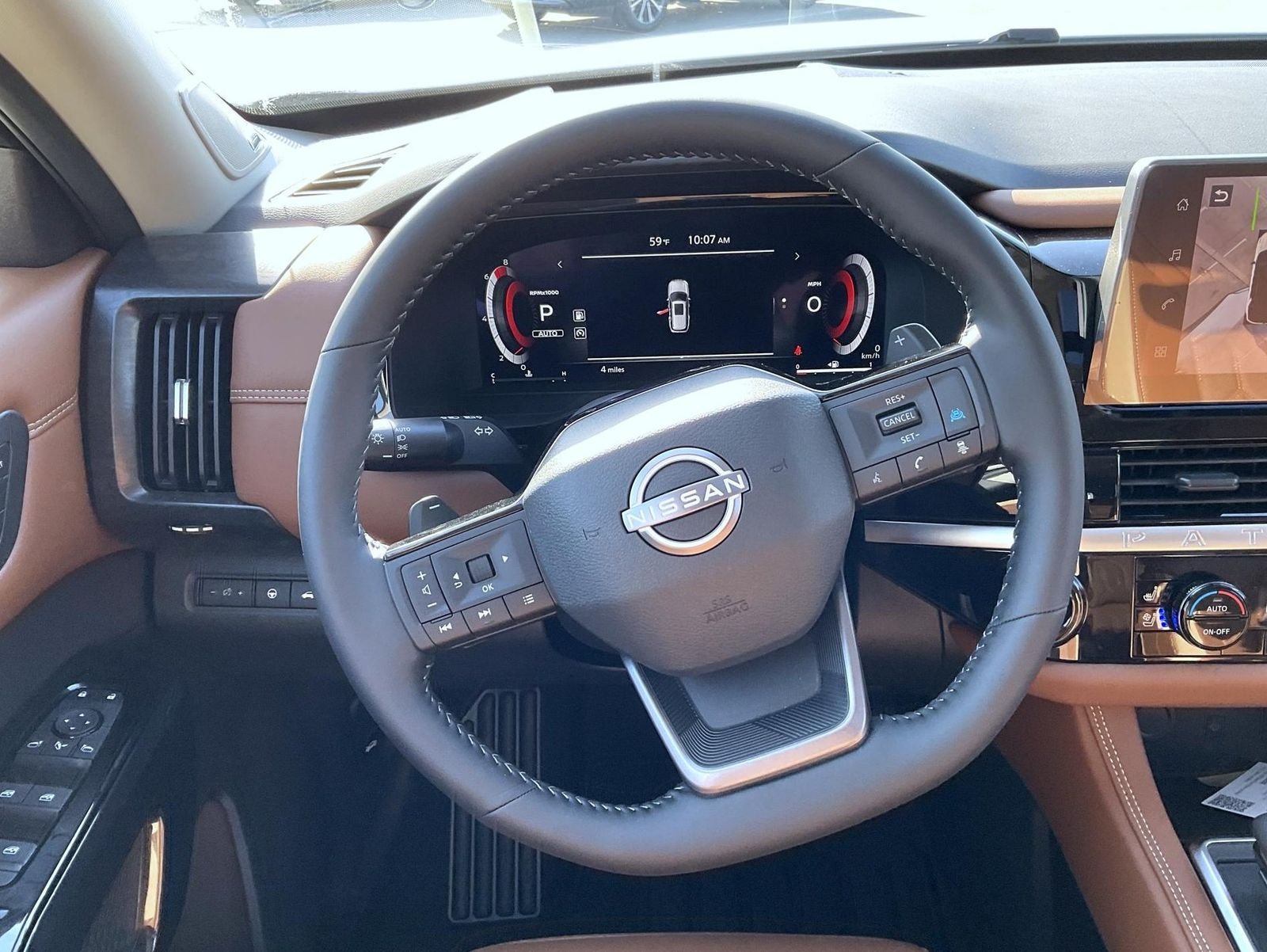 New 2026 White Nissan Platinum image 13