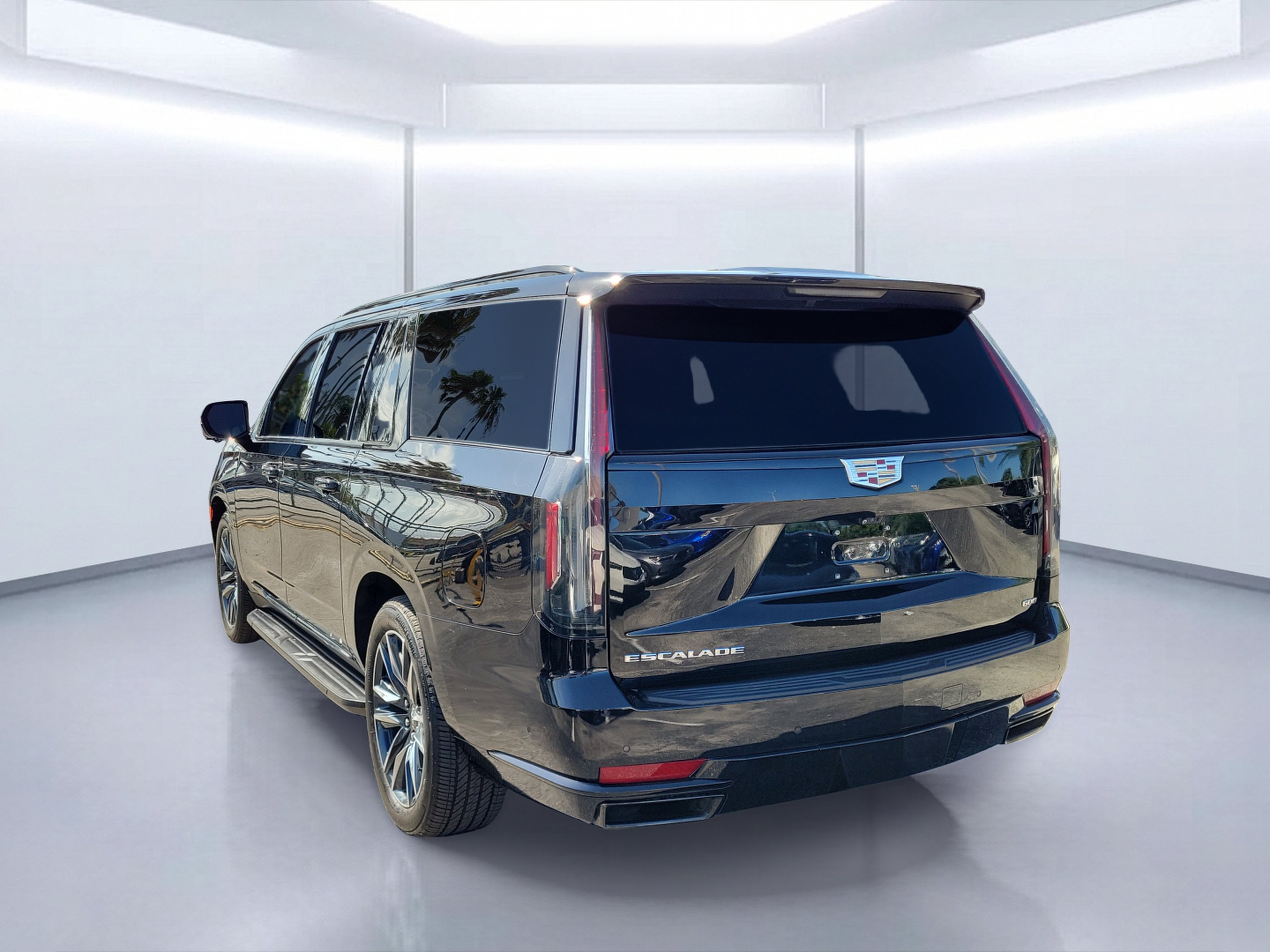 Used 2022 Black Raven Cadillac Sport image 3